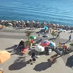 Punta Nana Mira